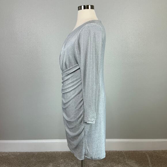 Betsy & Adam Long Sleeve Sheath Cocktail Dress Size 18W Silver Metallic Mini - Picture 5 of 14